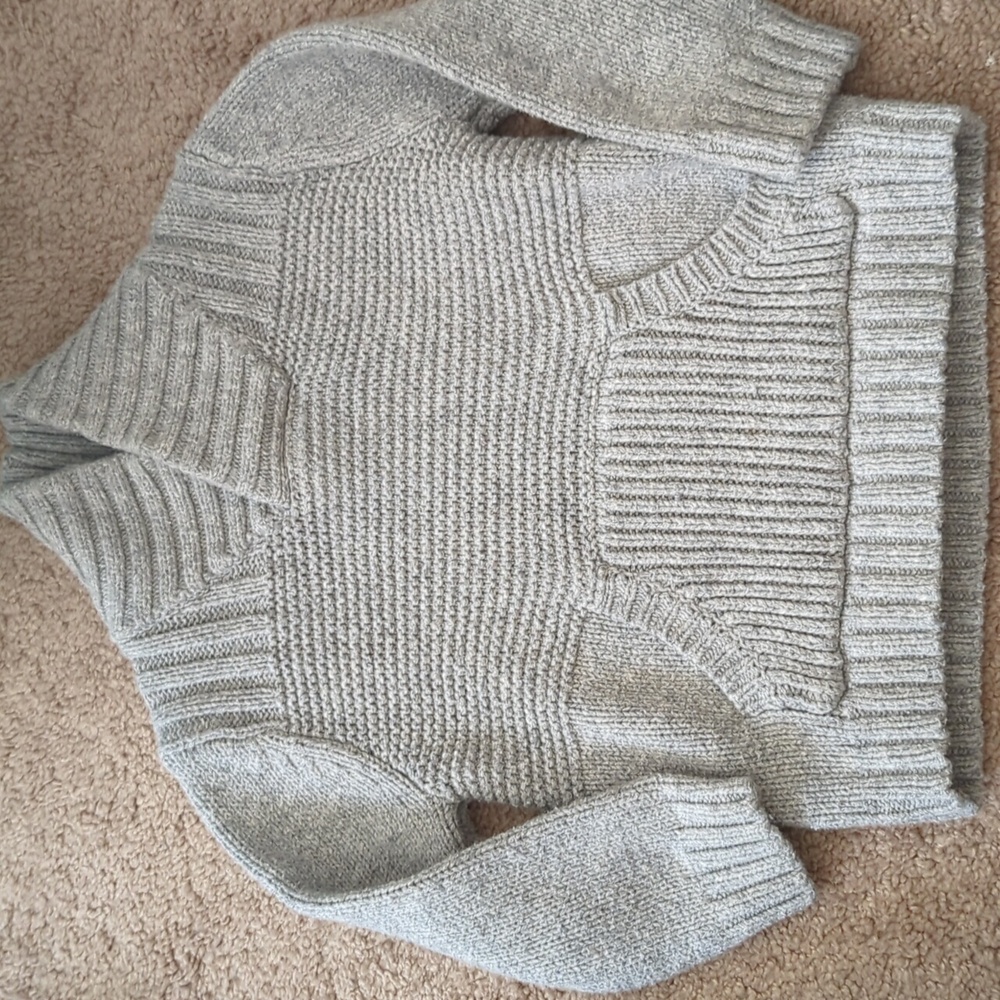 Carter's sweater